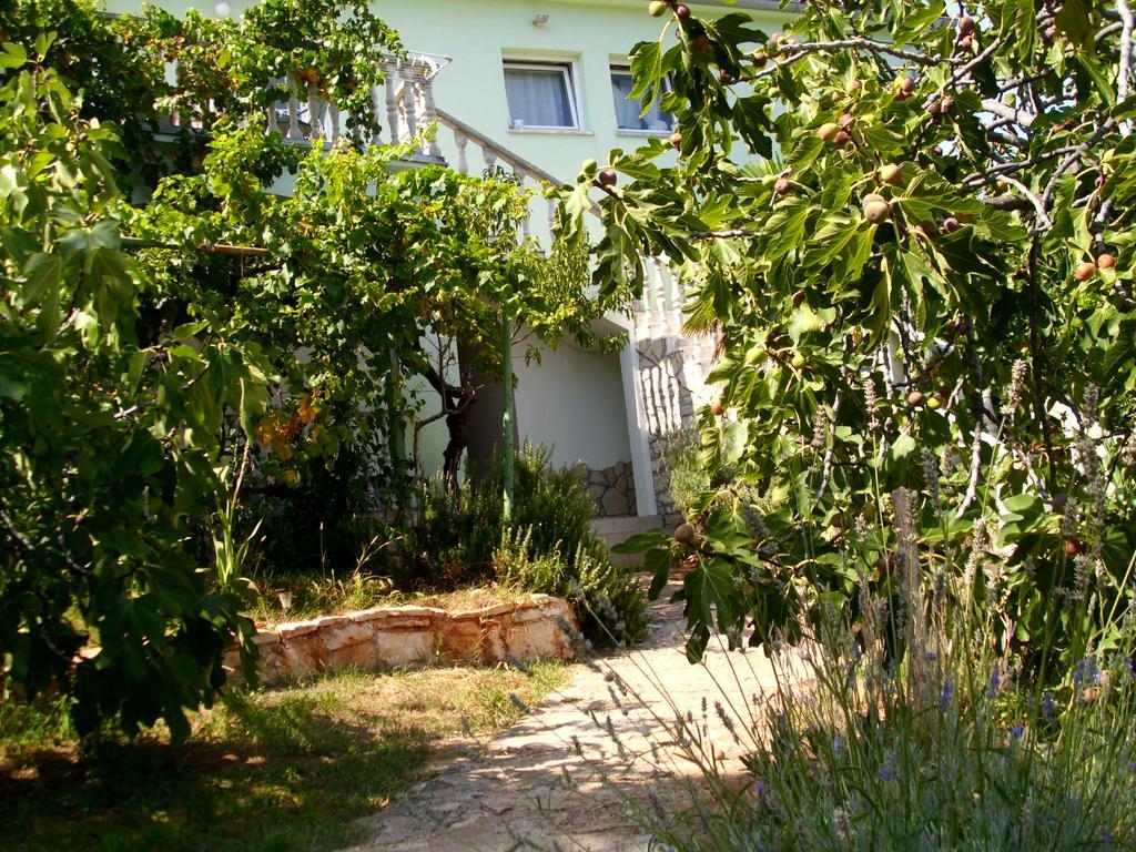 Olivera Apartments Pula Luaran gambar