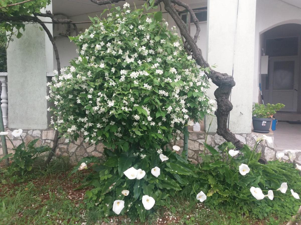 Olivera Apartments Pula Luaran gambar